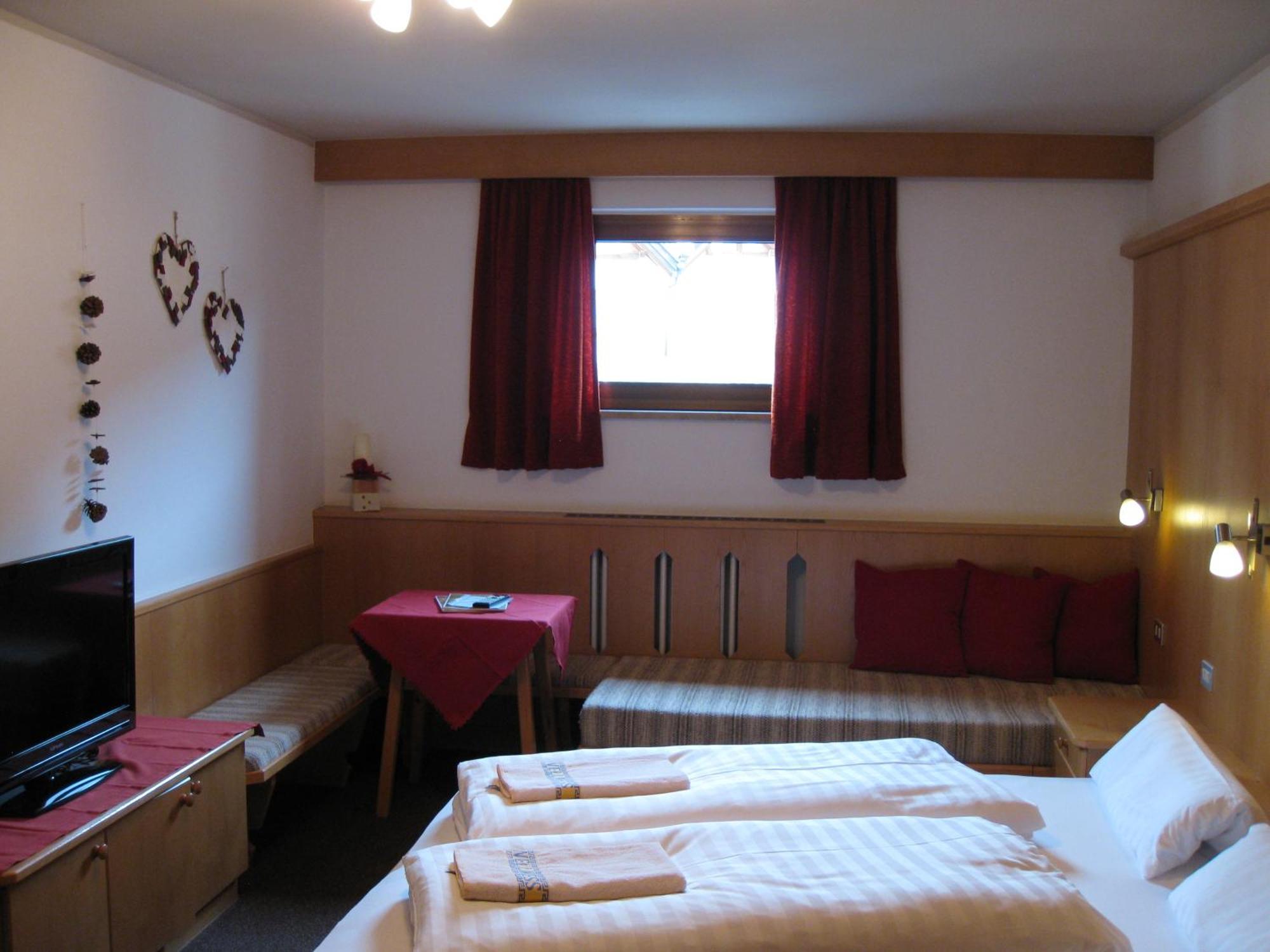 Garni Apparthotel St Valentin San Valentino alla Muta Esterno foto