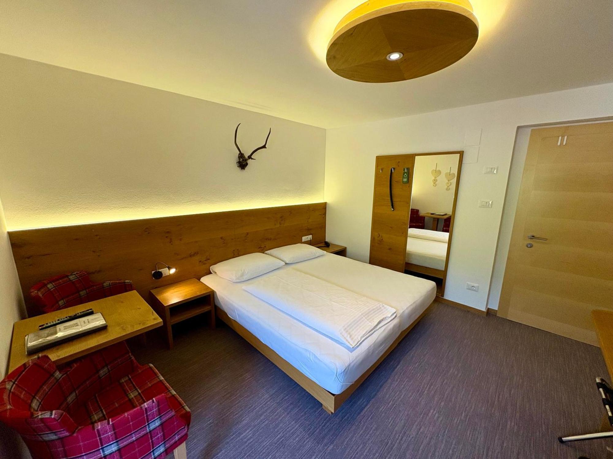 Garni Apparthotel St Valentin San Valentino alla Muta Esterno foto